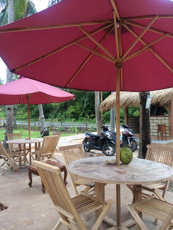 Karimun Lumbung Hotell Karimunjawa Eksteriør bilde