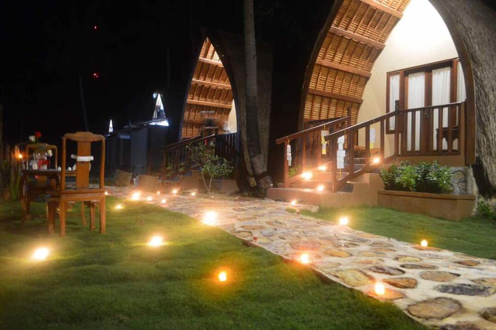 Karimun Lumbung Hotell Karimunjawa Eksteriør bilde